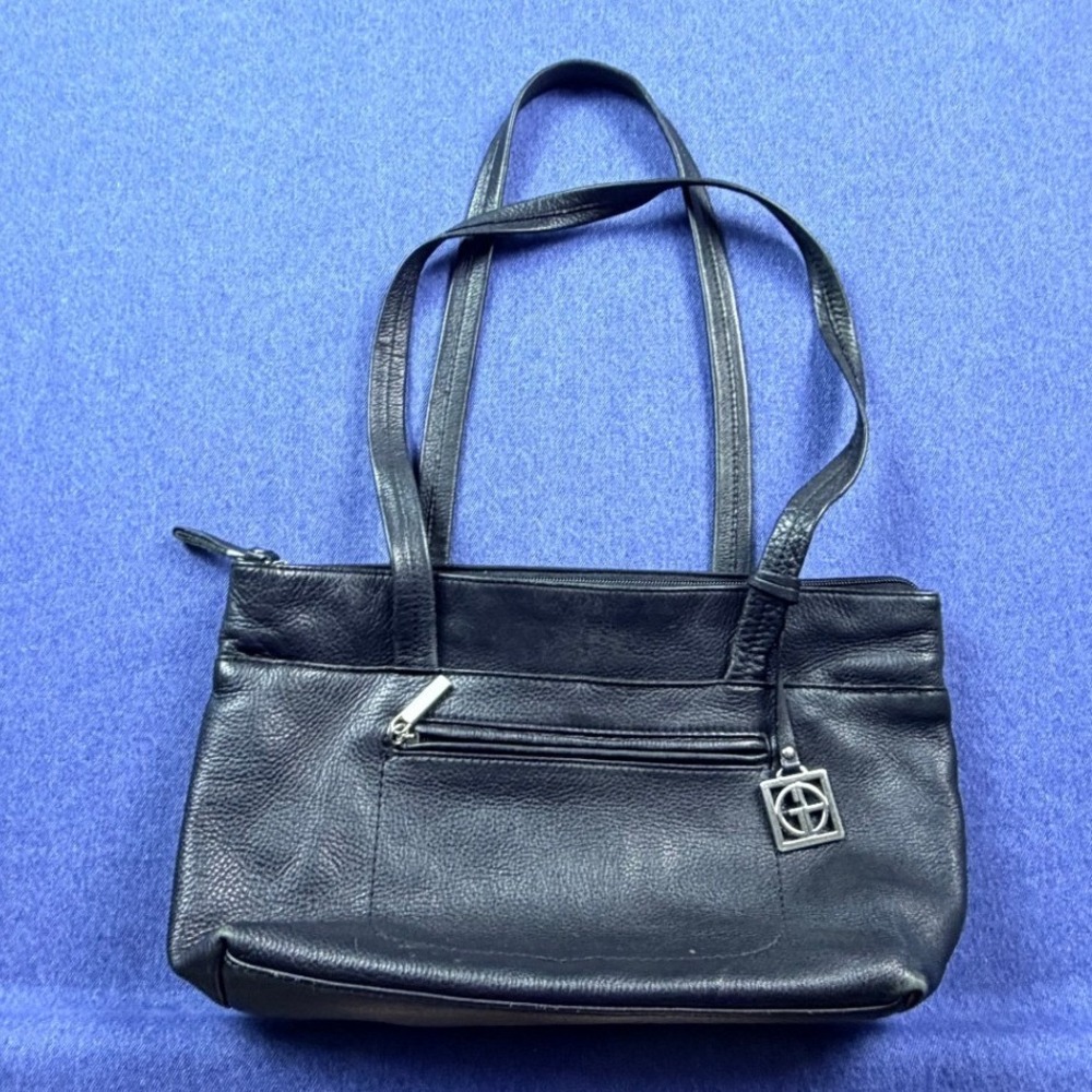 Giani Bernini Black Pebbled Leather Shoulder Bag Tote Silver Hardware Logo Charm